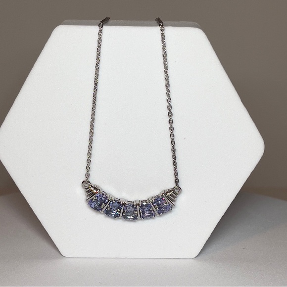 925 Silver Arc Pendant Necklace with Oval Grain Set Tanzanite Gemstones - Picture 5 of 16